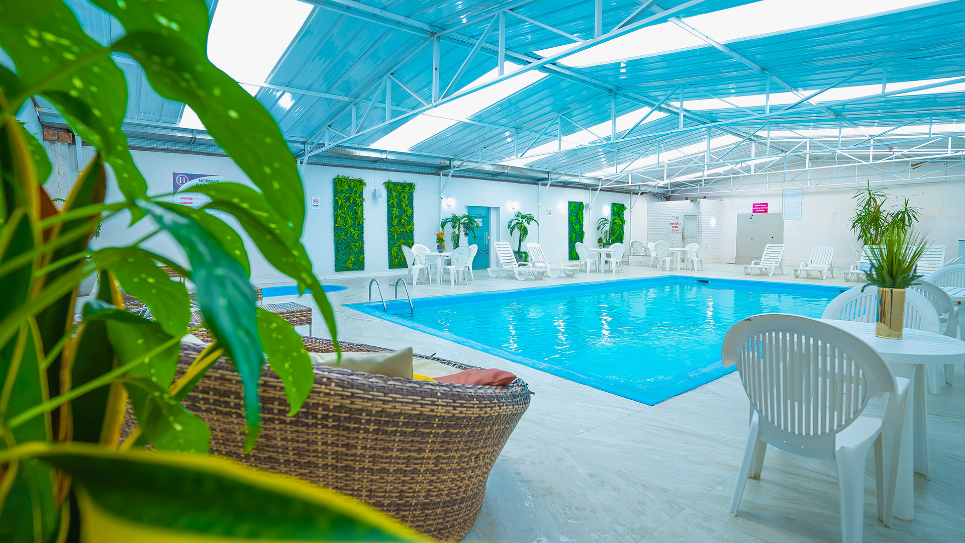 Piscina climatizada adulto do Hamburgo Palace Hotel